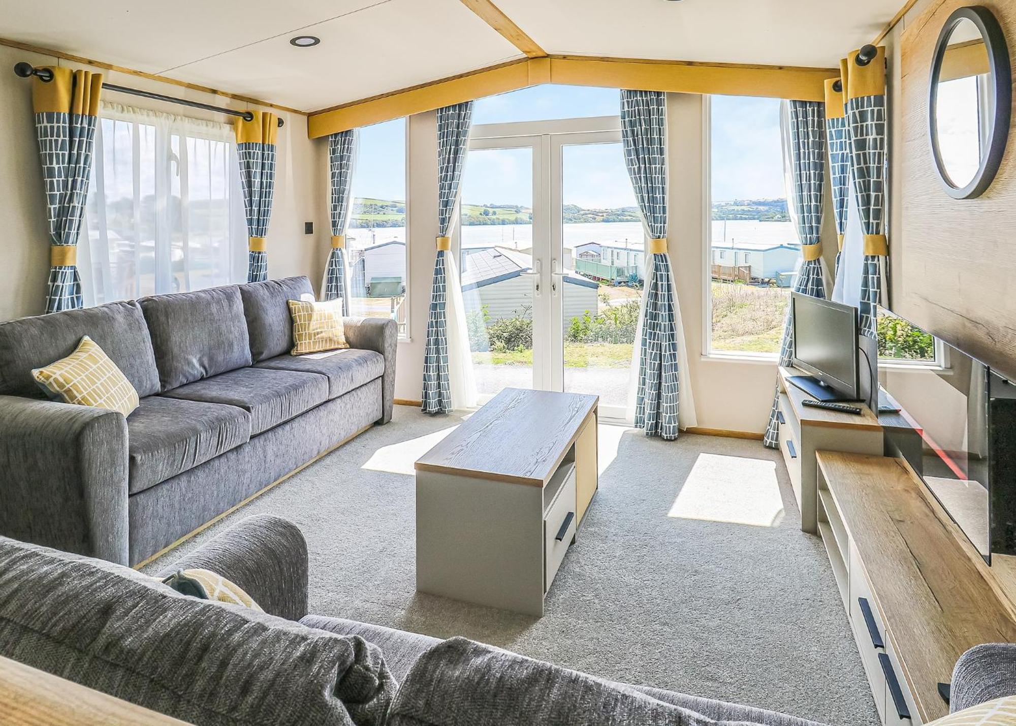 Waters Edge Leisure Park Hotel Cardigan Kültér fotó