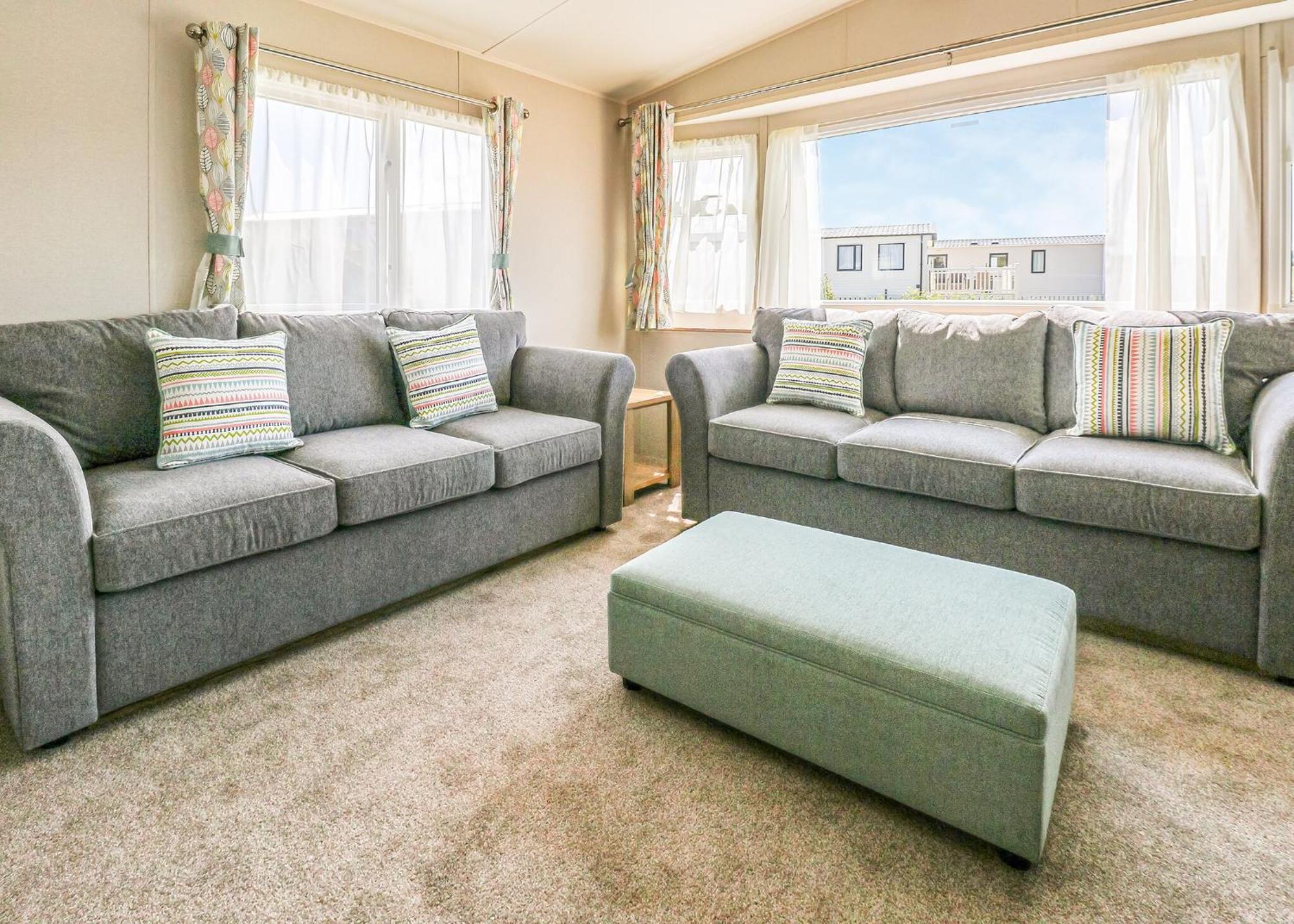 Waters Edge Leisure Park Hotel Cardigan Kültér fotó
