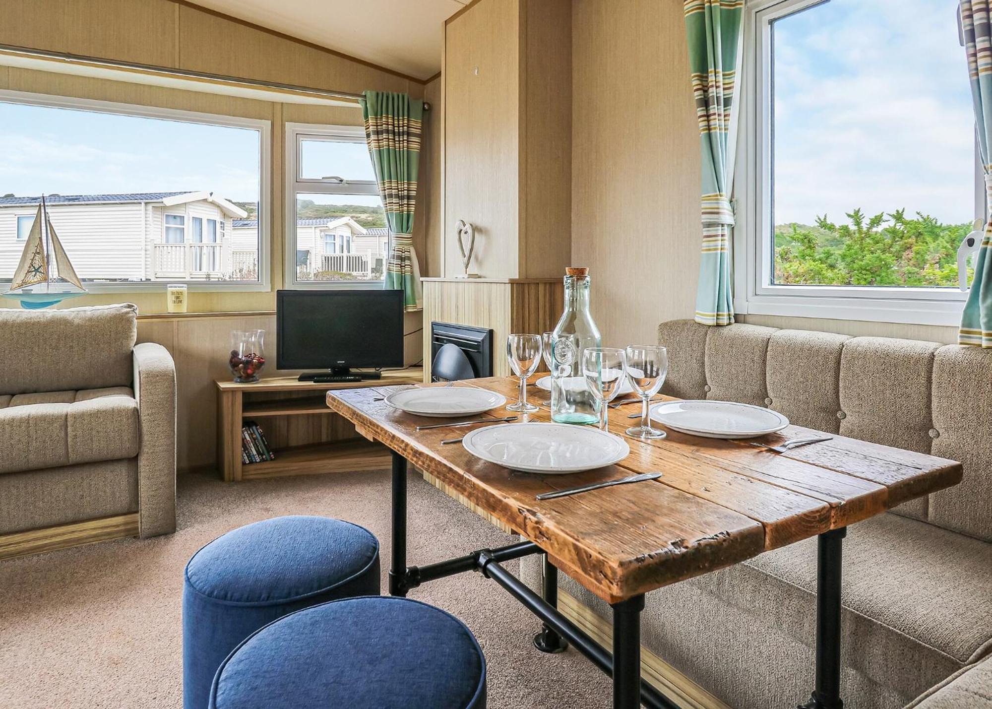 Waters Edge Leisure Park Hotel Cardigan Kültér fotó