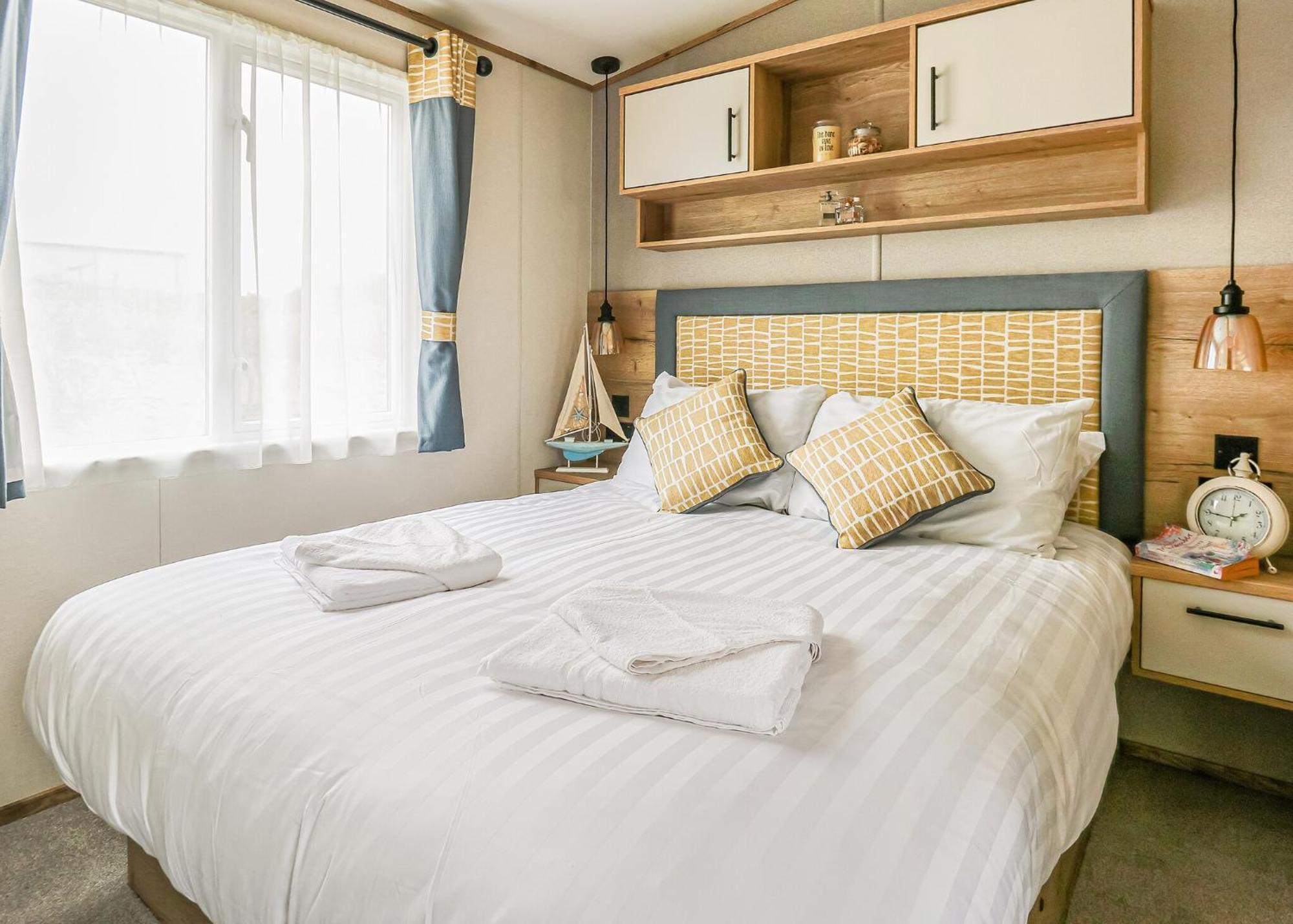 Waters Edge Leisure Park Hotel Cardigan Kültér fotó
